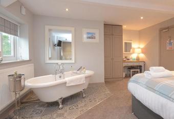 Tomahawk Steakhouse Ponteland allows 18 year olds to book a room