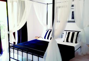 Arg   Costine  ti has Balcony rooms