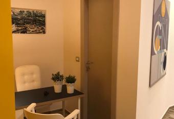 B&B Quasi in centro has Balcony rooms