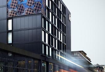 citizenM Glasgow allows 18 year olds to book a room