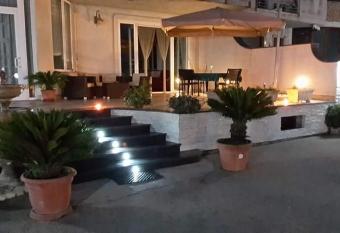 villa lucia has Balcony rooms