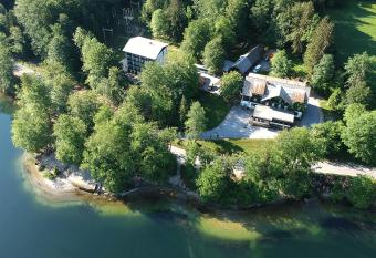 Hostel pod Voglom has Balcony rooms