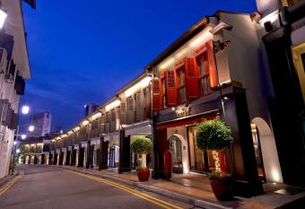 The Scarlet Singapore has Balcony rooms