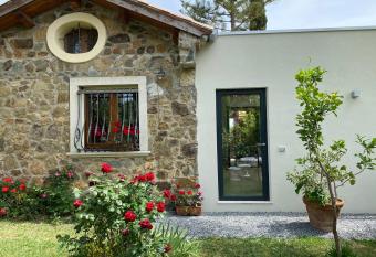  allows 18 year olds to book a room