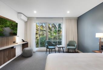 Killara Hotel & Suites has Balcony rooms