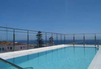 Mena Plaza has Balcony rooms