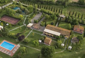 Tenuta i Massini has Balcony rooms