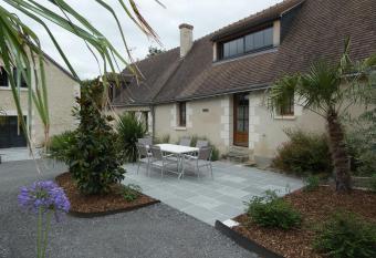 Charme et Spa dans un domaine d   levage has Balcony rooms