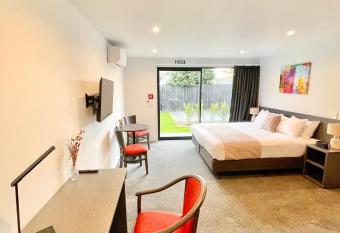 Carnmore Hagley Park has Balcony rooms