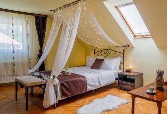 Lavanda Apartment allows 18 year olds to book a room