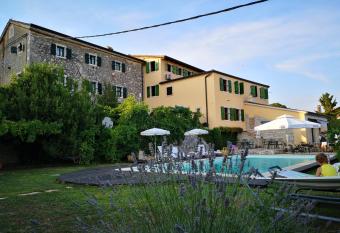 Villa Visnjan Residence 2 has Balcony rooms