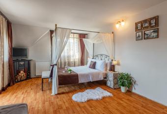 Rose Apartment has Balcony rooms