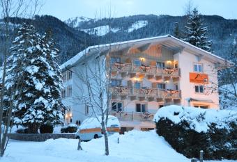 Casa Montana has Balcony rooms