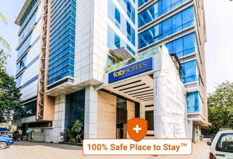 FabHotel Aksa International Andheri East allows 18 year olds to book a room