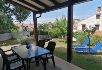 Apartments Marlen has Balcony rooms