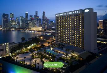 Mandarin Oriental, Singapore has Balcony rooms