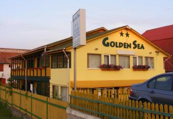 Hotel Golden Sea has Balcony rooms