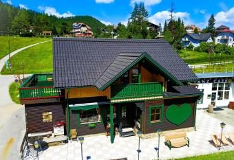 Steirer-Apartment Semmering has Balcony rooms