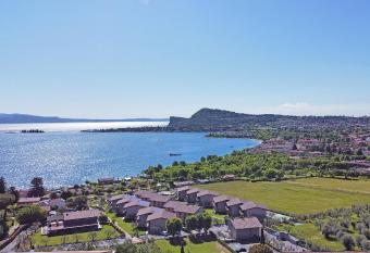Onda Blu Resort has Balcony rooms