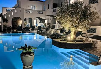 Anastasia Princess Luxury Beach Residence - Adults Only allows 18 year olds to book a room