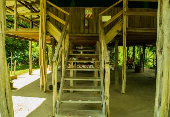 Albergue La Laguna has Balcony rooms