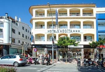 Hotel S Agoita allows 18 year olds to book a room
