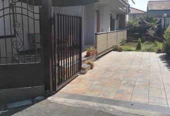 Casa Riolo has Smoking rooms