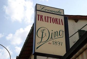 Locanda Dino has Balcony rooms
