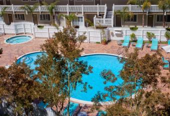 Inn at Morro Bay has Balcony rooms