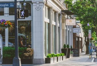 Hotel Rialto allows 18 year olds to book a room