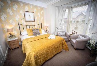 Hillsdale B&B in Ambleside allows 18 year olds to book a room