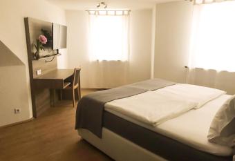 Hotel Langhans GmbH has Balcony rooms