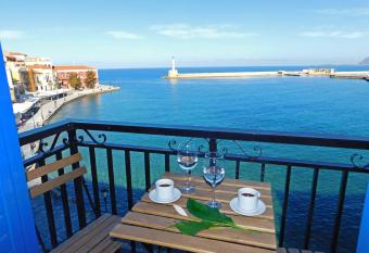 Lucia Hotel allows 18 year olds to book a room