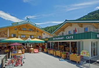 Appartement Jagdhof has Balcony rooms