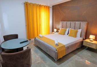 HOTEL ADI-VERA has Balcony rooms