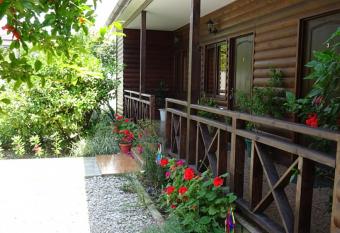 Pomegranate Yard has Balcony rooms