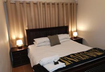 Sandton Hotel Apartments, Guesthouse & B&B allows 18 year olds to book a room