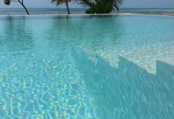 Jaribu Beach Hotel allows 18 year olds to book a room