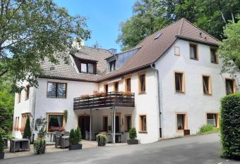 Hotel Pension Bl  chersruh has Balcony rooms