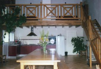 G  te le logis has Balcony rooms