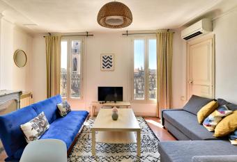 NOCNOC - Le Republique allows 18 year olds to book a room