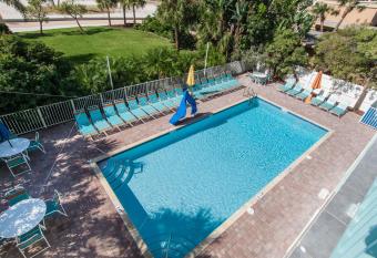 South Beach Oceanfront Resort has Balcony rooms