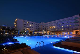 Nestor Hotel has Balcony rooms