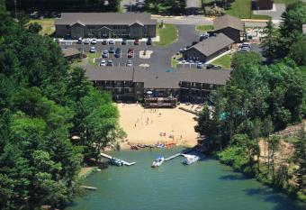 Bakers Sunset Bay Resort has Balcony rooms
