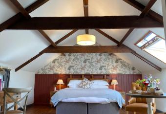 The Countryman Inn allows 18 year olds to book a room