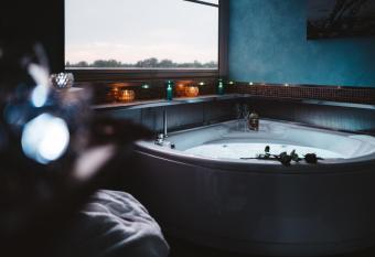 B&B Palazzo del Toro allows 18 year olds to book a room