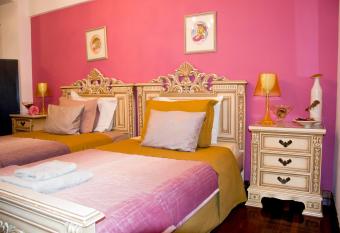 Enallio Luxury Apartments has Balcony rooms