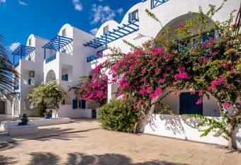 Margarenia has Balcony rooms