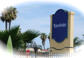 Travelodge by Wyndham San Diego SeaWorld allows 18 year olds to book a room