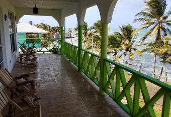 Ocean View has Smoking/Balcony rooms